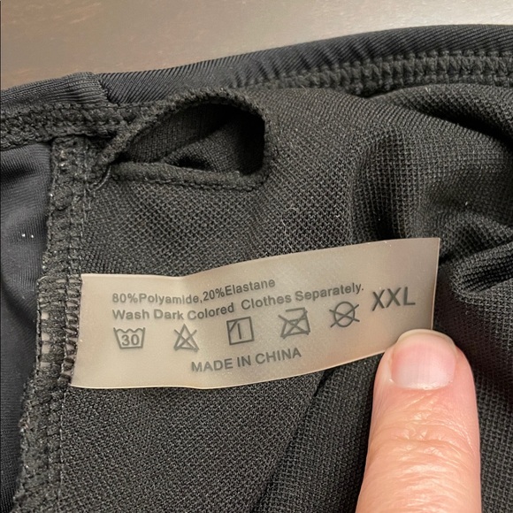 Elegant Black and White One-Shoulder Swim One Piece - Picture 7 of 9